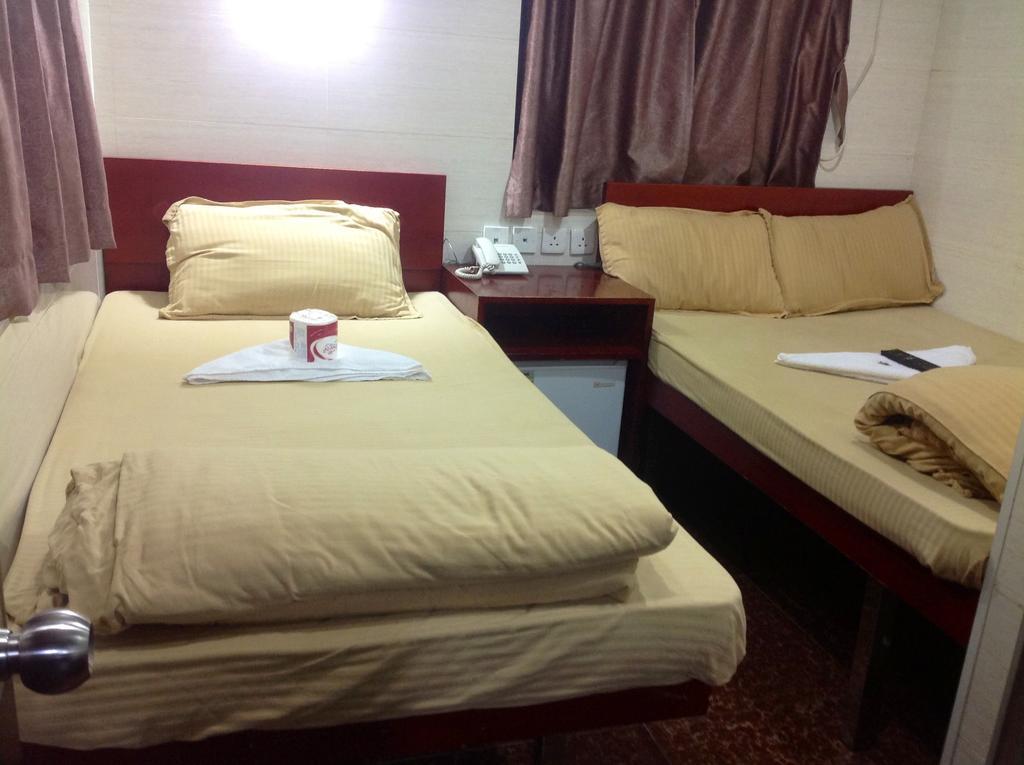 New Yan Yan Guest House Reception 9Th Floor Flat E4 E6 Хонконг Екстериор снимка