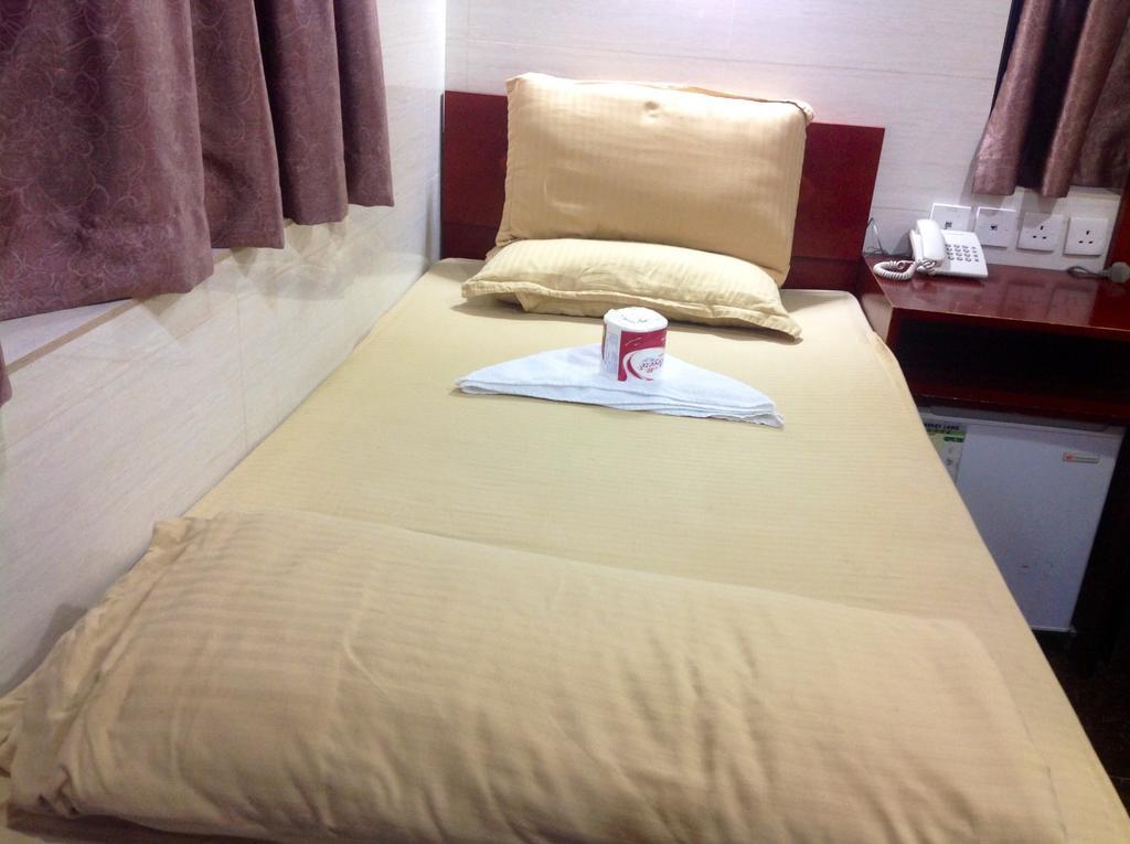 New Yan Yan Guest House Reception 9Th Floor Flat E4 E6 Хонконг Екстериор снимка